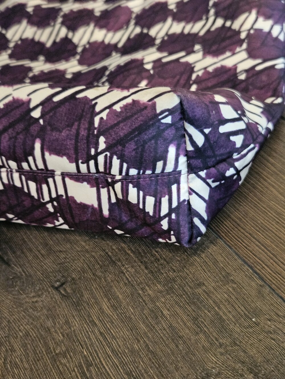 Henri Bendel NYC Fashion Illustration Purple Graphic Tote Shopper Bag - Picture 5 of 16